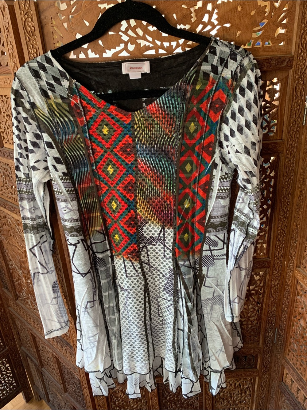 Kamana Multicolor Geometric & Red Long Sleeve Women's Tunic